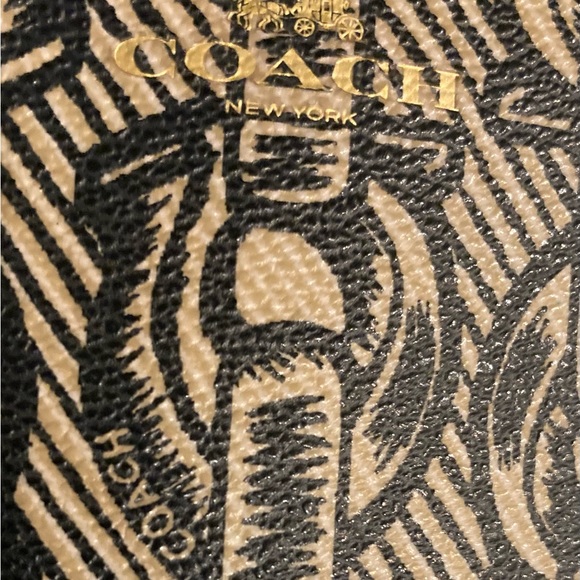 Coach signature wristlet zipper wallet - Picture 3 of 3